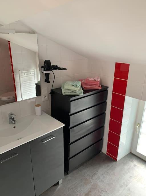 Le Dauphine Apartment