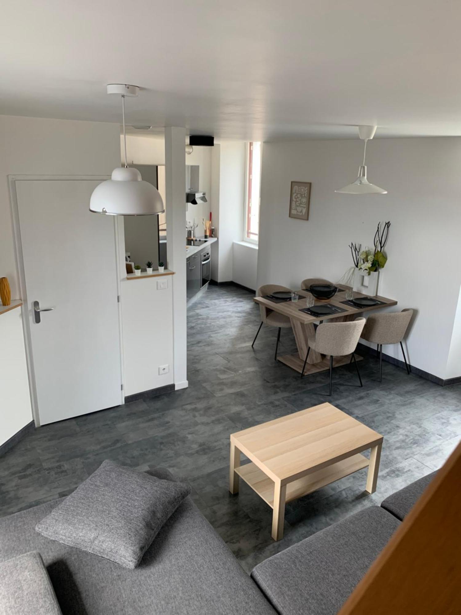 Le Dauphine Apartment